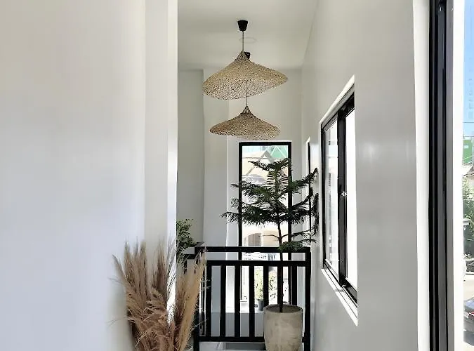 New Modern Near Airport & Apartment *