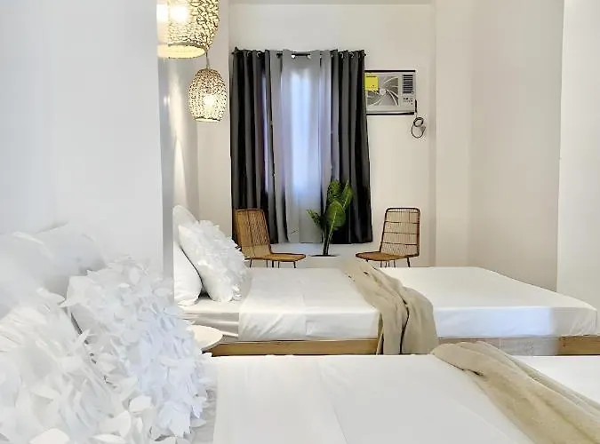 New Modern Near Airport &